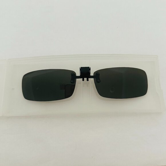 🕶 Polarized Sunglasses Clip Ons Rectangle-shaped - Picture 1 of 7